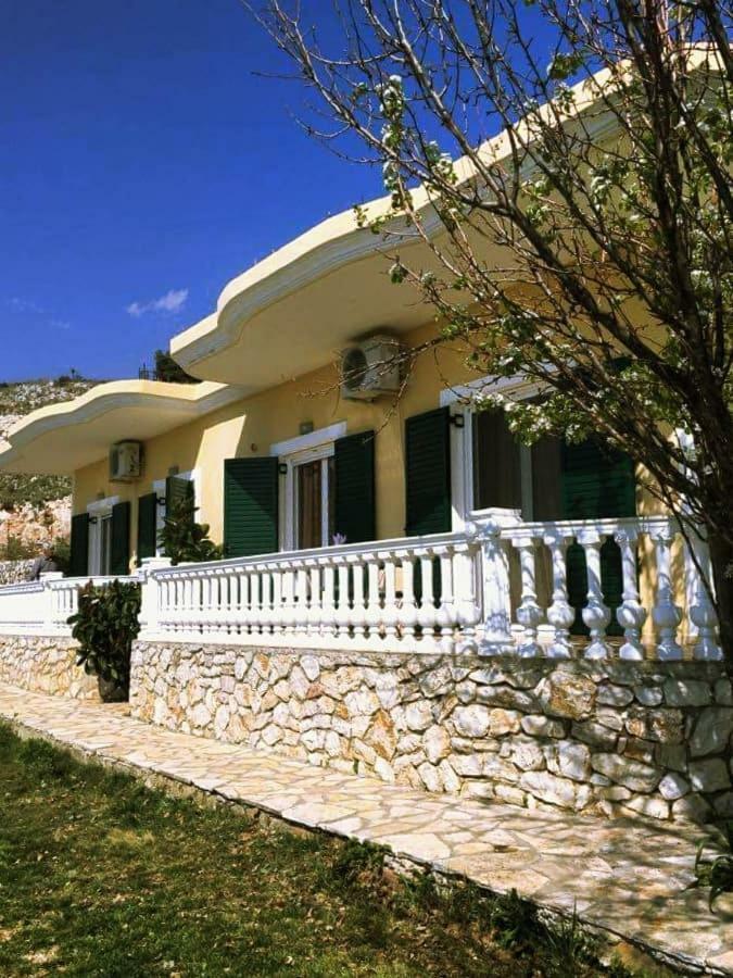 Lovely View Apartments Himarë Exteriér fotografie